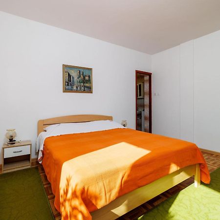 Apartment Zdravka Banjol Exterior foto